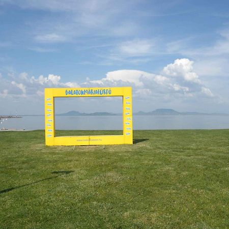 Holiday Homes In Balatonmariafuerdo 48114 Dış mekan fotoğraf